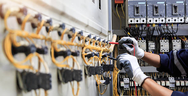 Professional Electrician technician working in Thorndale, PA